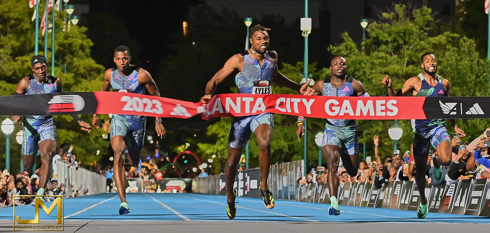 Noah Lyles caps a spectacular night of track and field with a win in the 150 m at the Adidas Atlanta City Games.