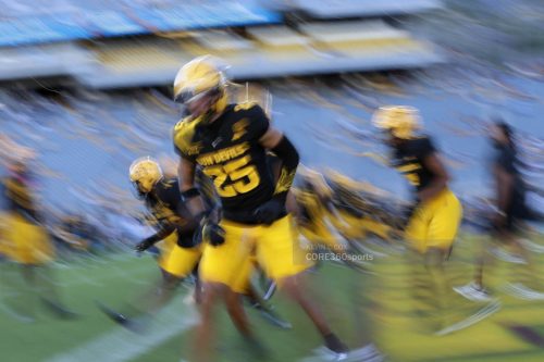 25ASUvHouston-8213 C360