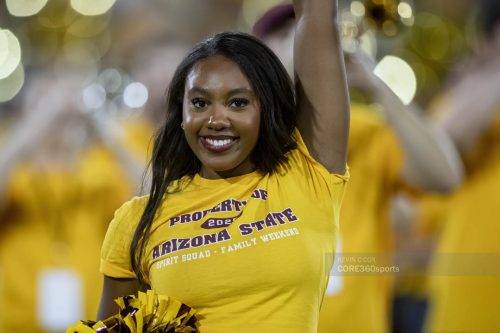 25ASUvHouston-9472 C360