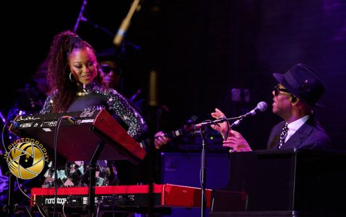 Music Icons Celebrate 40 Years of Hit Songs