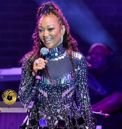 Music Icons Celebrate 40 Years of Hit Songs