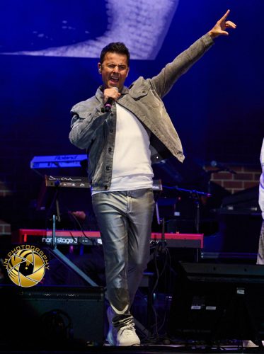 Music Icons Celebrate 40 Years of Hit Songs