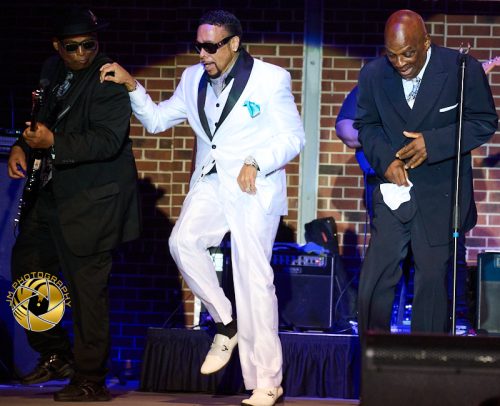 Music Icons Celebrate 40 Years of Hit Songs