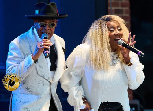 Music Icons Celebrate 40 Years of Hit Songs