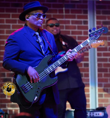 Music Icons Celebrate 40 Years of Hit Songs