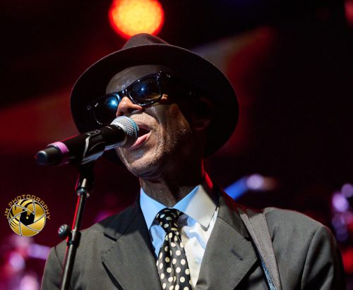 Music Icons Celebrate 40 Years of Hit Songs