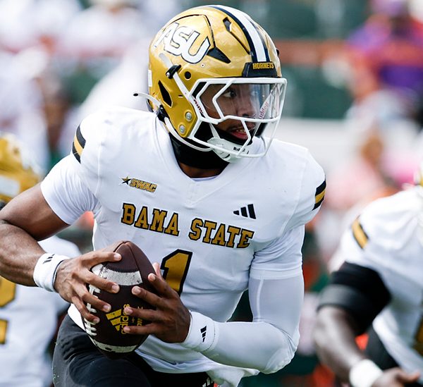 Hornets Sting Breaks Rattlers’ Hold