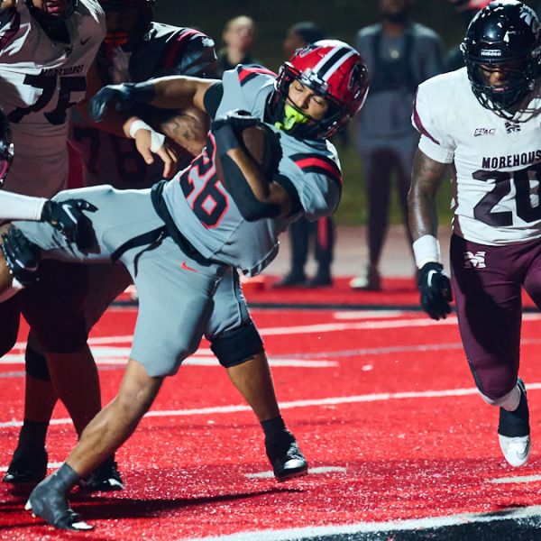 Panthers Hold On, Win Big Cat Classic