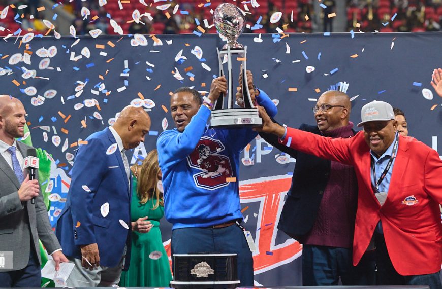 Berry, Bulldogs Redeemed in 4 OT Thriller