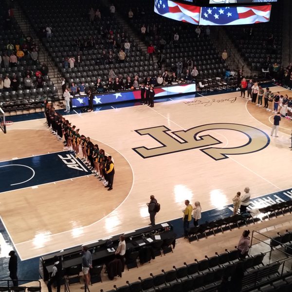 Jackets End Skid With Win Over Spartans