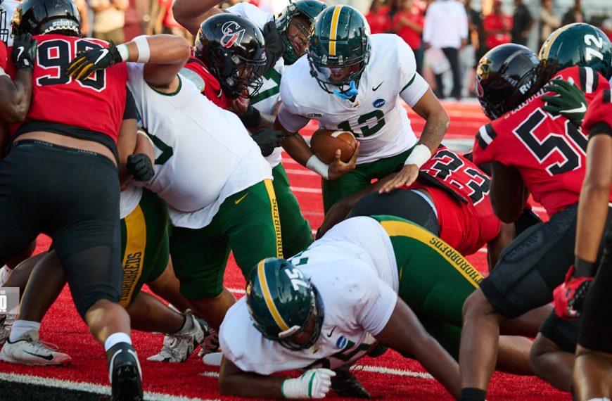 Breds Race Past Panthers